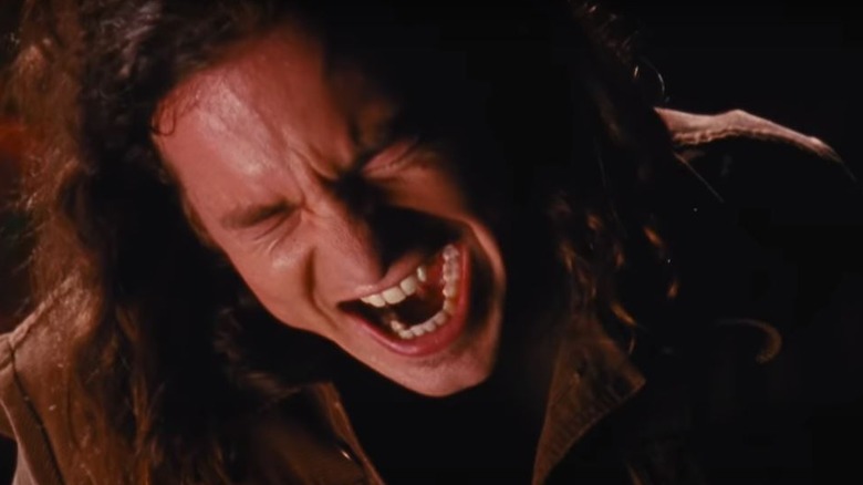 Eddie Vedder sings passionately in the award-winning music video for "Jeremy" 