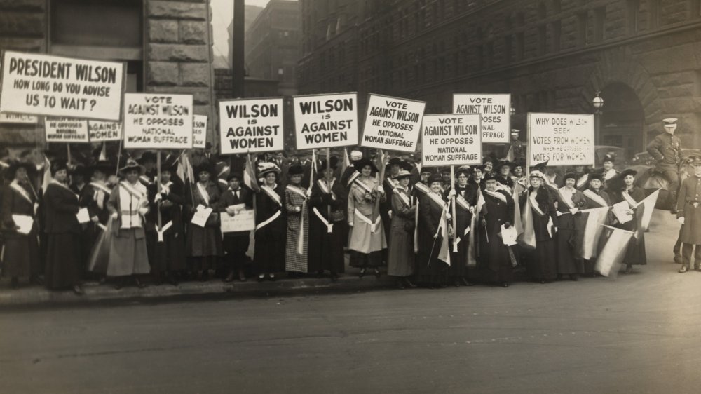 Women's suffrage supporters