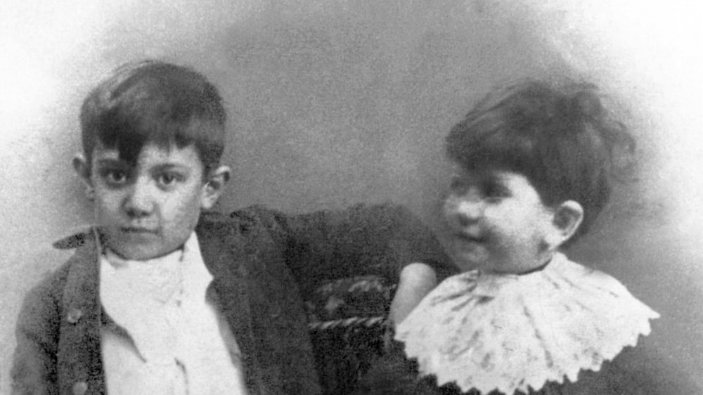 Picasso and his sister Lola in 1888