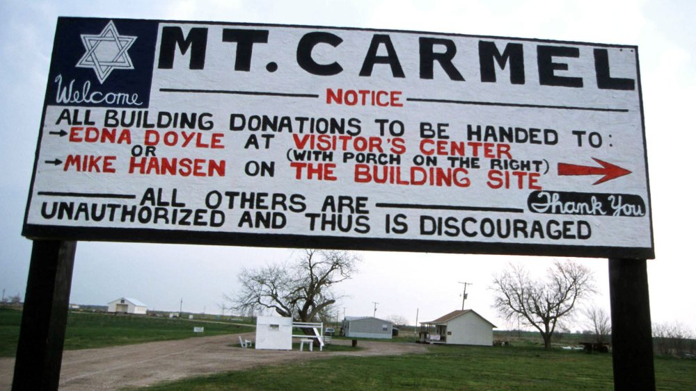 Mt. Carmel welcome sign