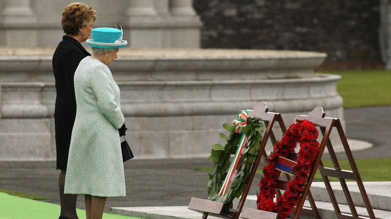 Queen Elizabeth and President McAleese