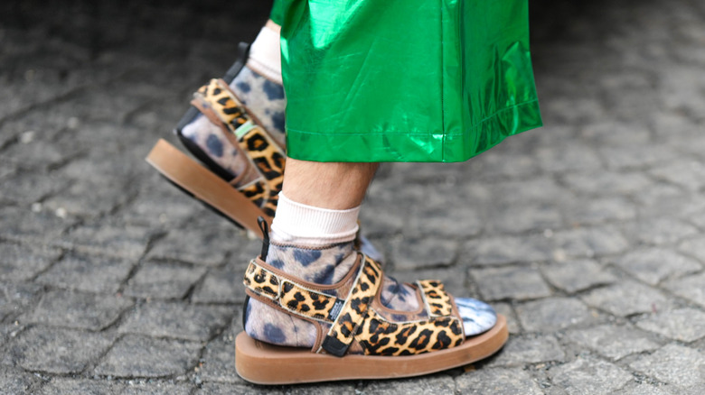 Leopard-print Velcro sandals