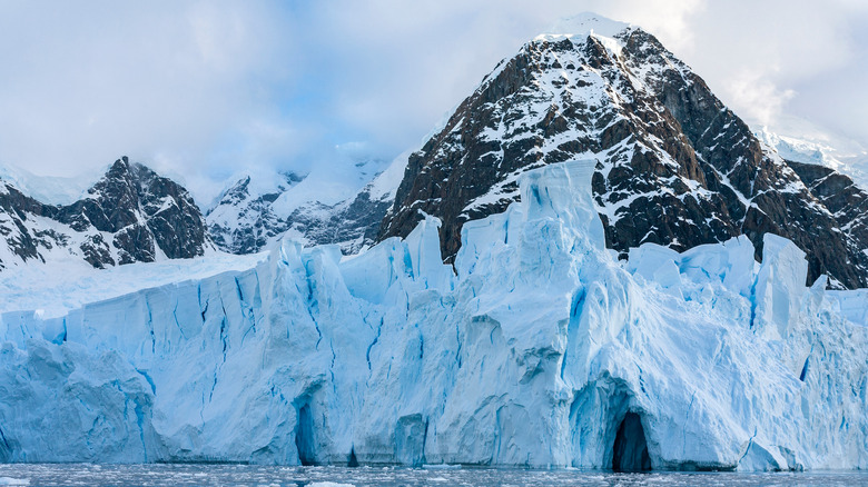 An Antarctic glacier 