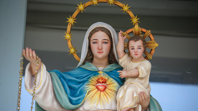 Virgin Mary baby Jesus crowned with stars