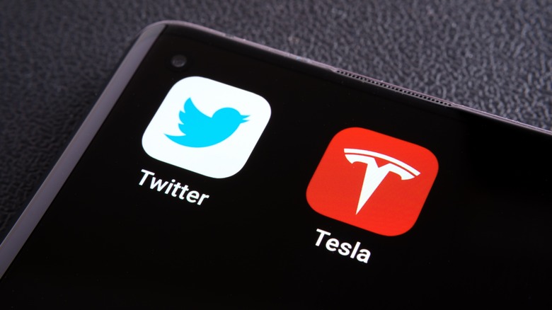 Twitter and Tesla app logos