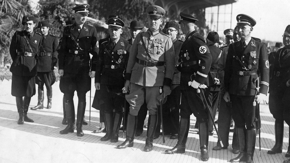 Reinhard Heydrich with a group of nazi officers