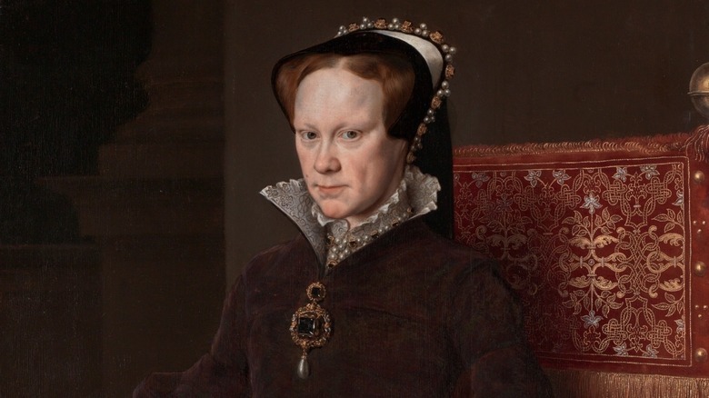 Formal portrait of Mary I
