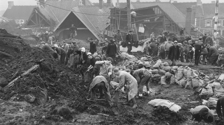 Rescue workers at the scene of Aberfan disaster
