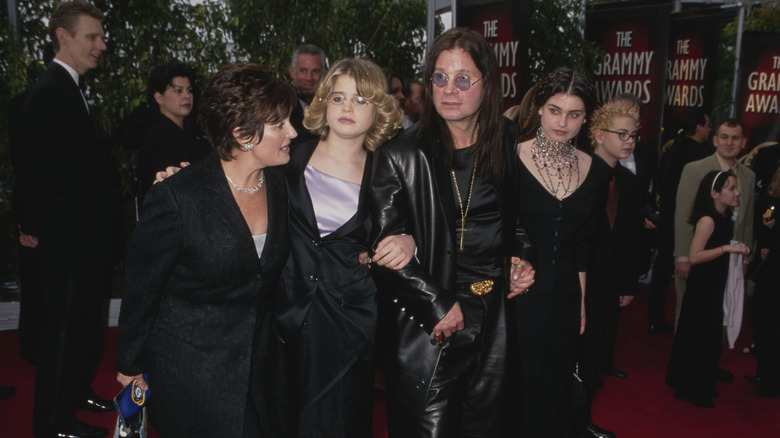 Osbourne family attends awards ceremony