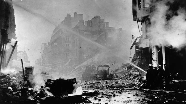 Fires during the London blitz