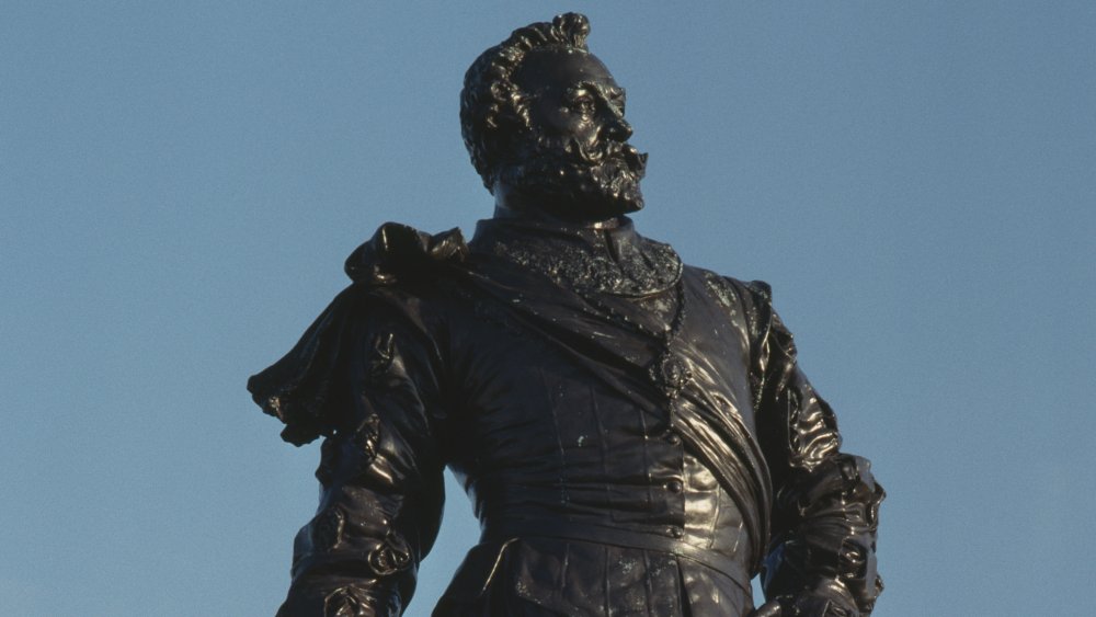 Statue of Sir Francis Drake, English privateer and explorer, in Devon, England. 