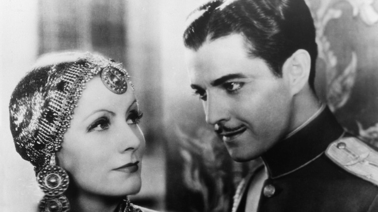 Greta Garbo eyed by John Gilbert