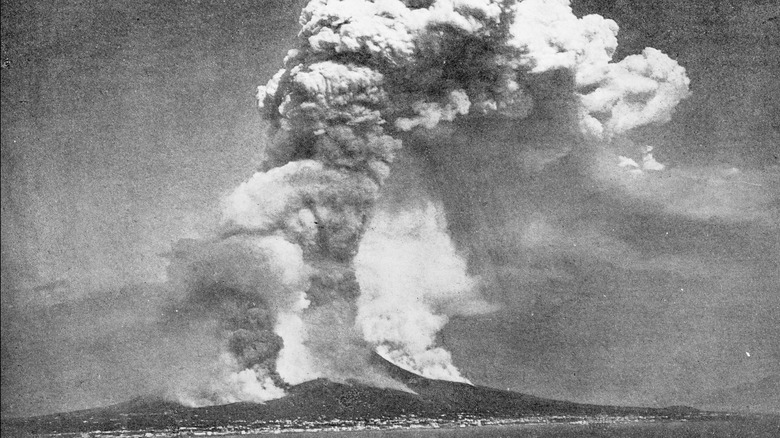1872 photograph of Mount Vesuvius erupting