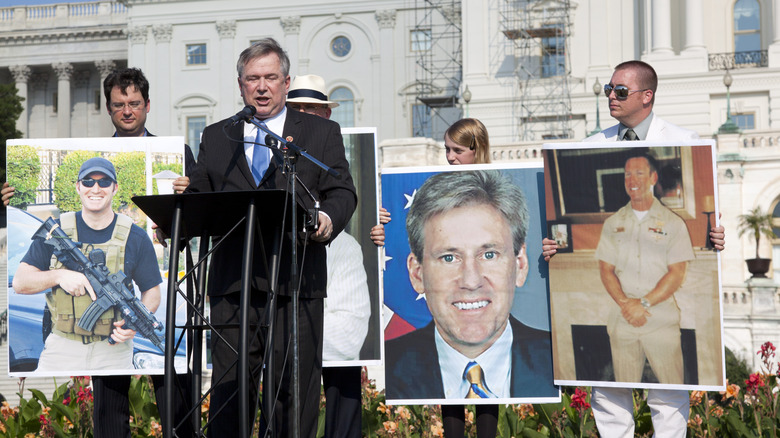 Steve Stockman speaks in front of Capitol Hill, 2013