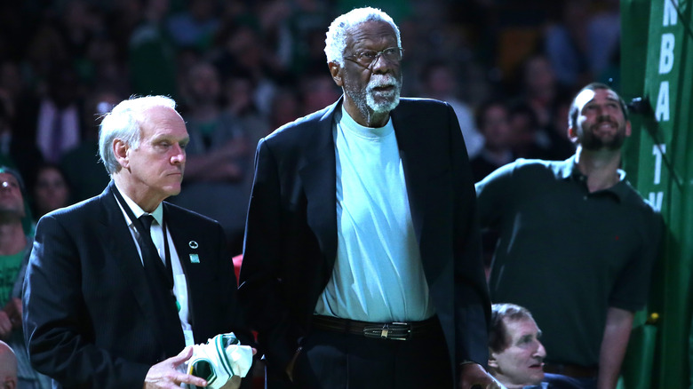 Bill Russell honored at halftime