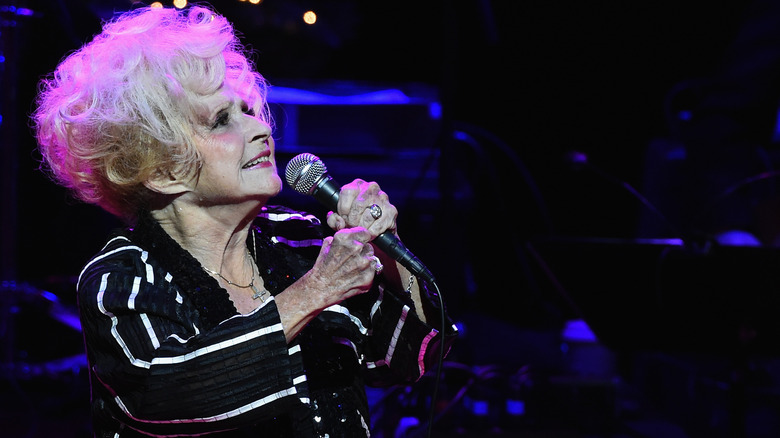 brenda lee performing at the rock and roll hall of fame