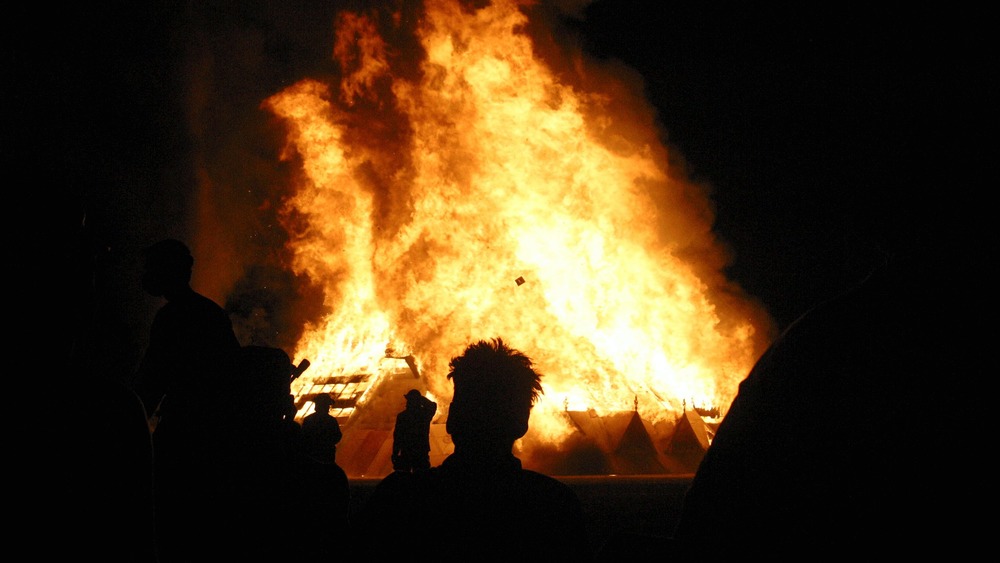 Snapshot from the 2003 Burning Man Festival