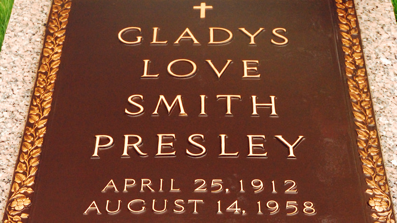 The tomb of Gladys Presley
