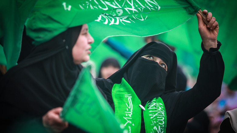 Hamas supporters waving flags