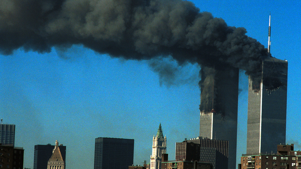 9/11 attack with smoke from the twin towers