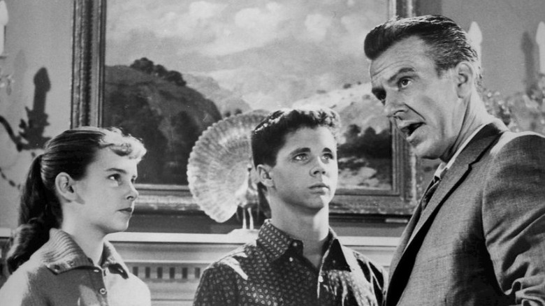 Hugh Beaumont with Tony Dow, Carol Sydes
