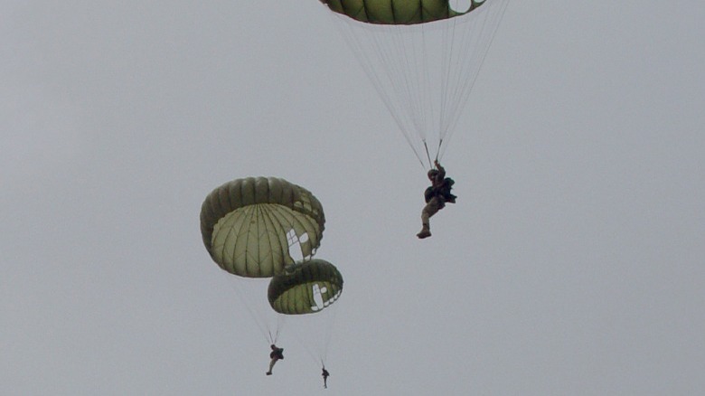 Special Forces soldiers parachuting