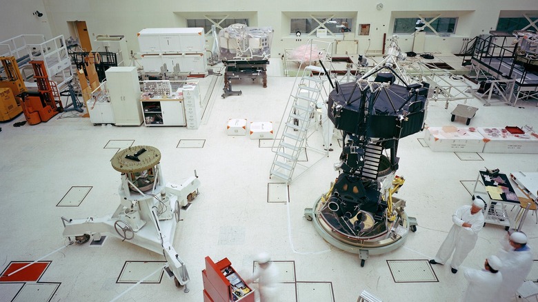 voyager parts proof test clean room