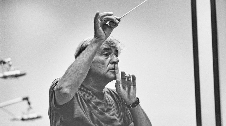 Leonard Bernstein conducting finger to lips