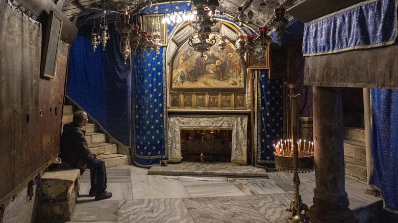 Pilgrim inside Church of Nativity cave