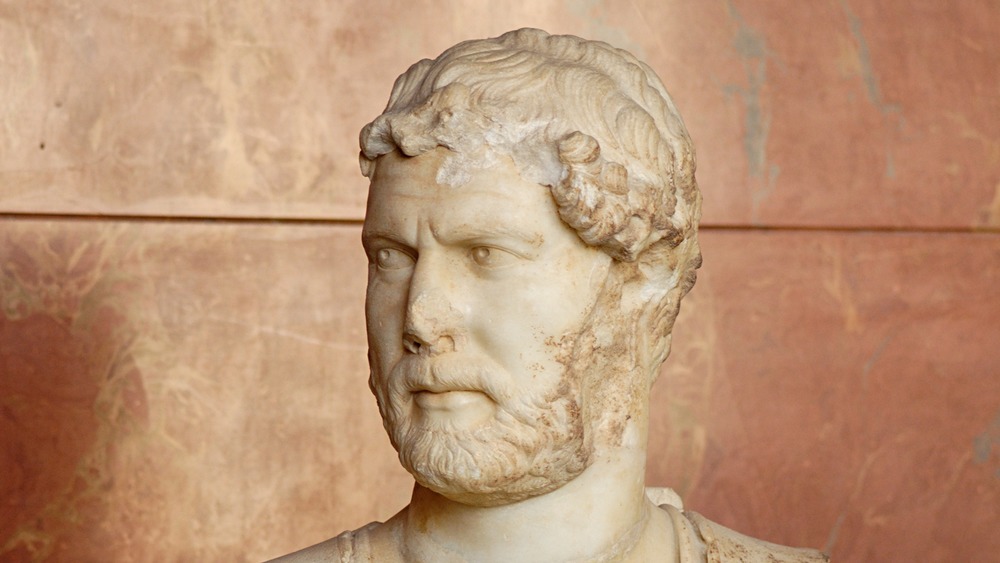 Emperor Hadrian in armor, wearing the gorgoneion. Marble, Roman artwork, ca. 127–128 CE