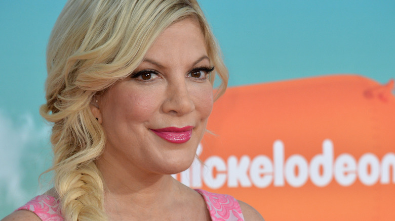 Tori Spelling at a Nickelodeon event