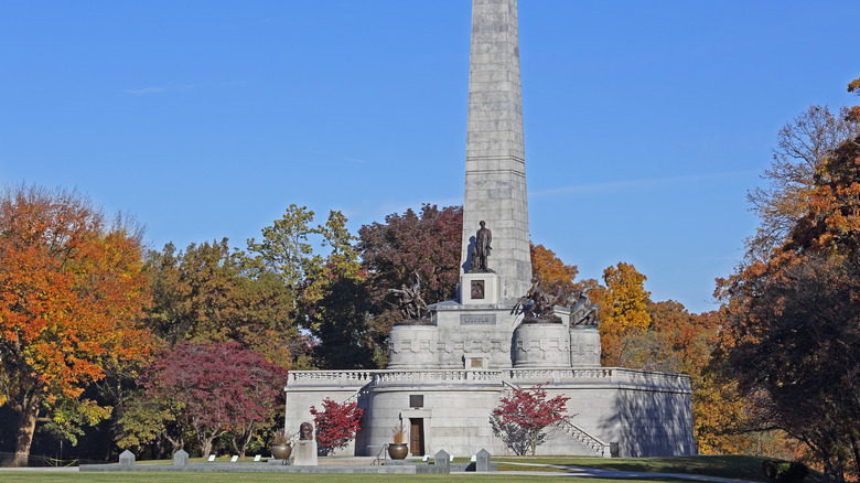 Abraham Lincoln's tomb