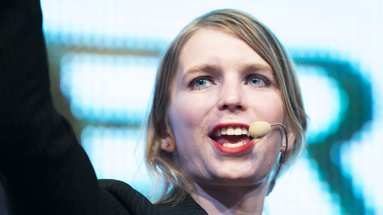 Chelsea Manning waving