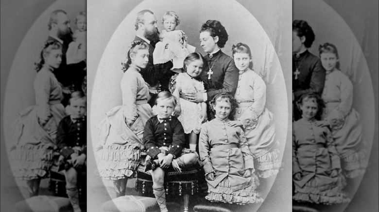 The Grand Duke and Duchess of Hesse with their six children