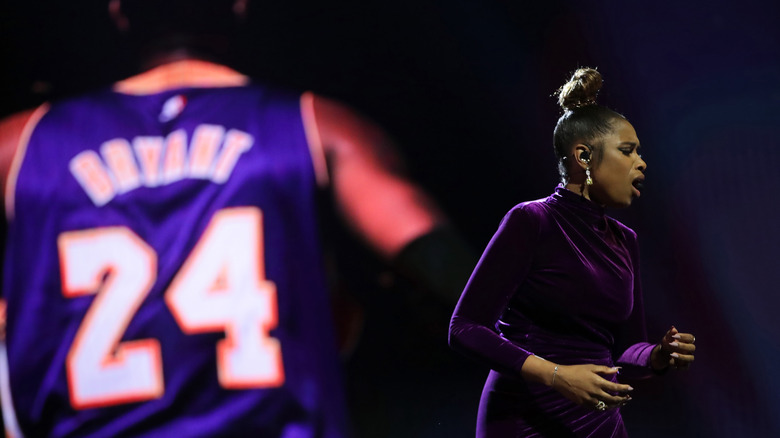 Jennifer Hudson performing tribute to Kobe before NBA All-Star Game
