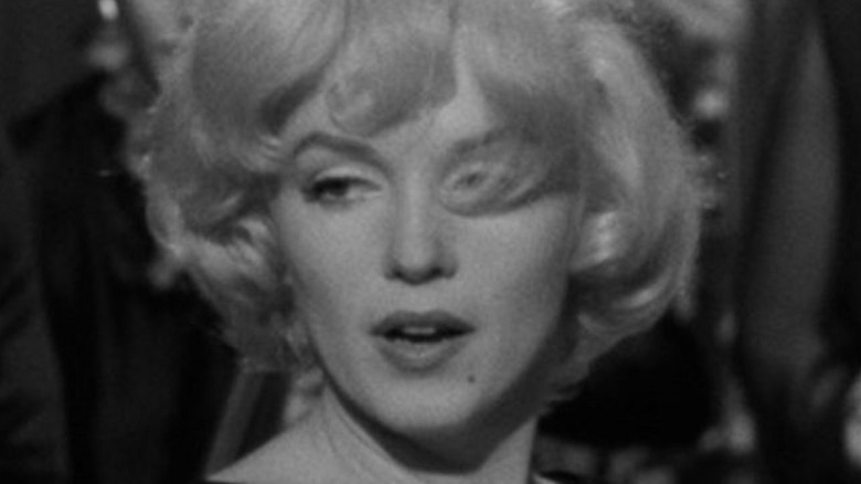Marilyn Monroe sings as Sugar Kane in Some Like it Hot