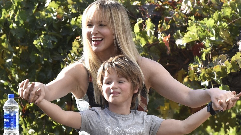 Jewel and her son Kase in 2019