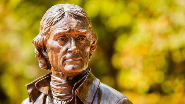 Bronze statue of Thomas Jefferson