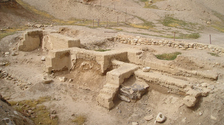 dwelling foundations in jericho