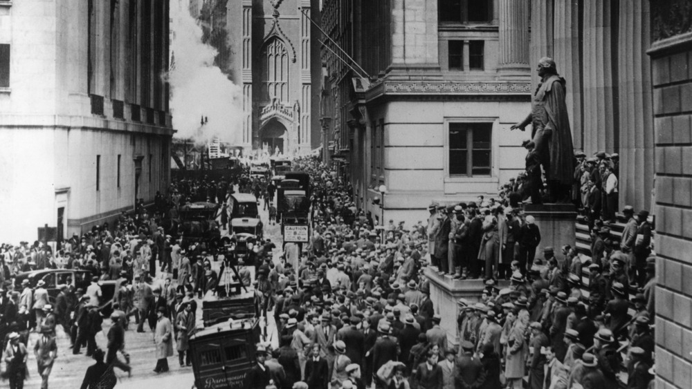 Crowds on Black Thursday outside Wall Street
