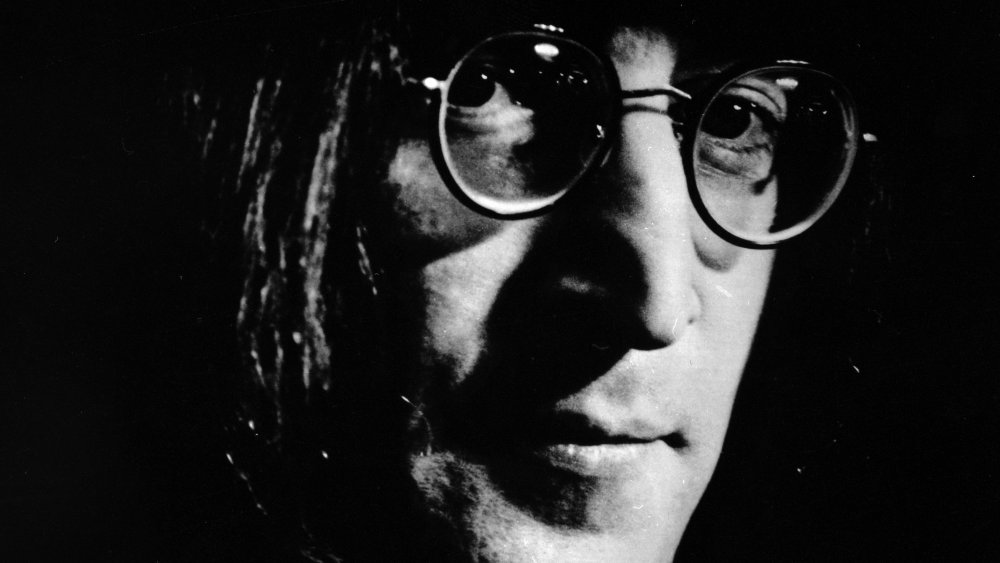 John Lennon Close Up