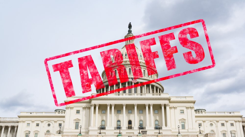 "Tariffs" stamped over capitol building