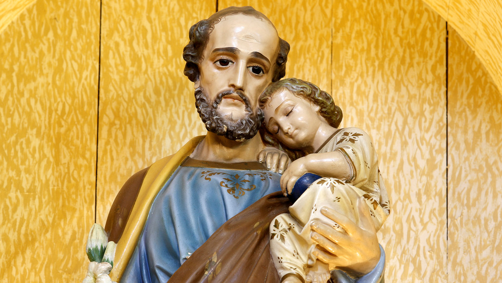 A statue of Joseph and Jesus in Sao Jose, Brazil