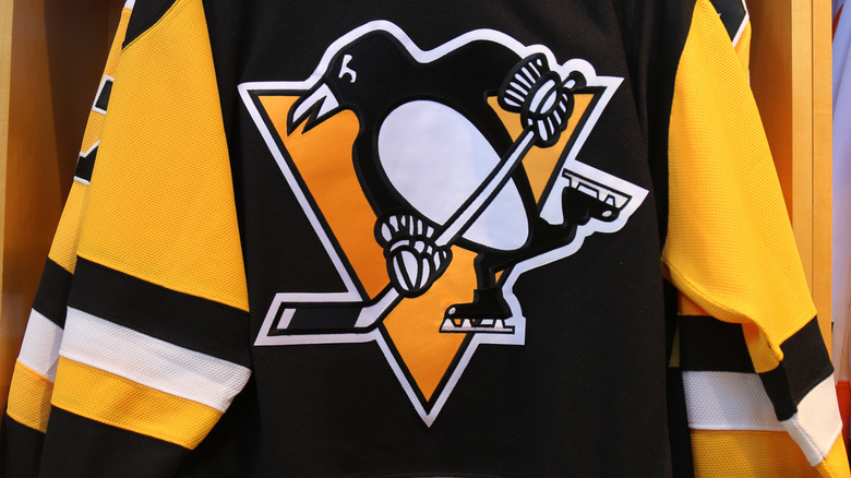 Penguin jersey 
