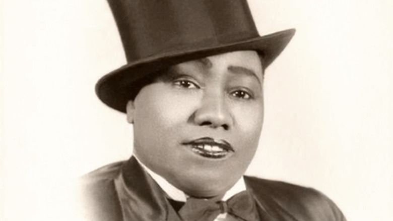 Gladys Bentley in lipstick and top hat